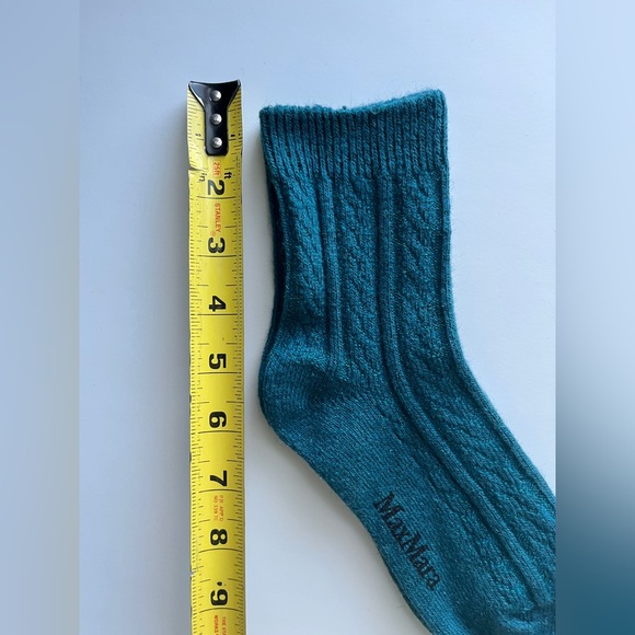 MaxMara Teal Ribbed Wool Socks - Picture 4 of 6